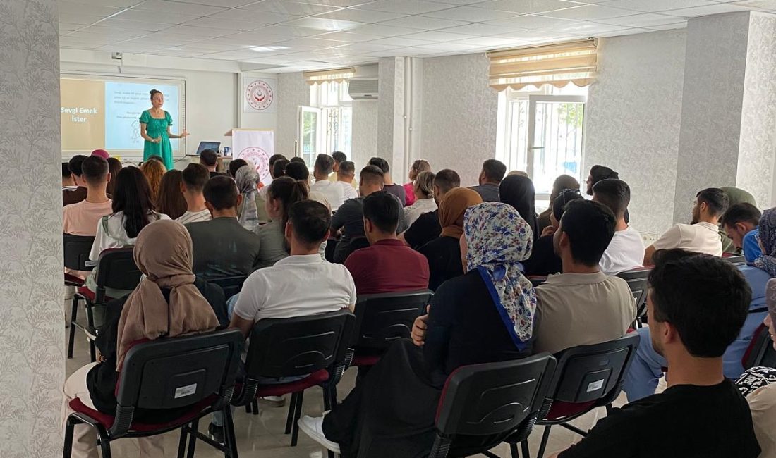 Aksaray’da yeni evlenecek çiftlere bilinçli başlangıç eğitimi Aksaray Aile ve Sosyal Hizmetler İl Müdürlüğü, aile yapısını güçlendirmek
