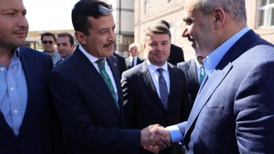 Türkiye Yüzyılı Buluşmaları kapsamında Aksaray’da yapılan ziyaretlerde ilçe ilçe vatandaşların