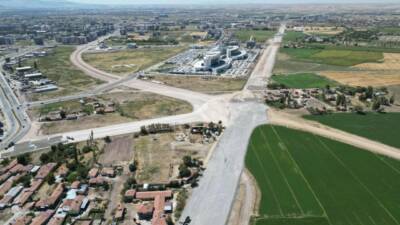 Şehrin yeni çevre yolu olan 40 metrelik çevre yolu çalışması