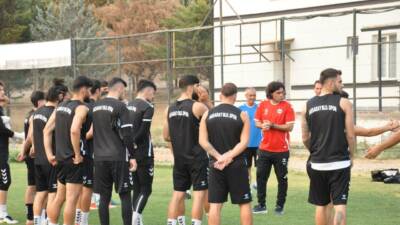 Kuzeyboru 68 Aksarayspor, ligin ikinci haftasında taraftarı önünde Mersin İdman