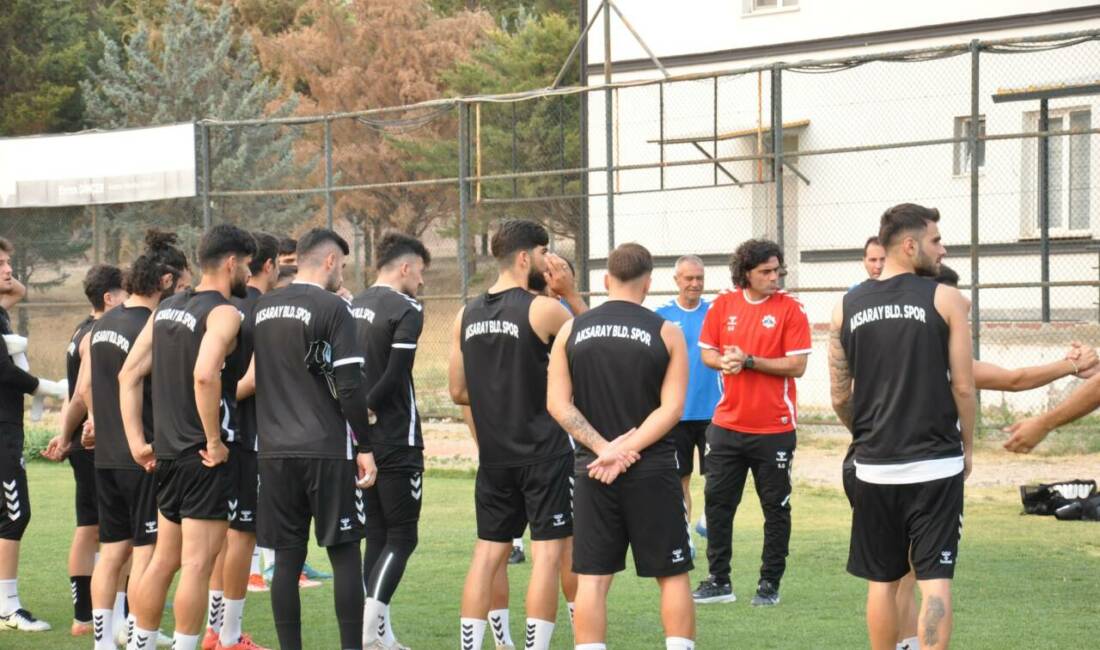 Aksarayspor basın sözcüsü Osman Şahin bu sezon Aksarayspor olarak yaptıkları 