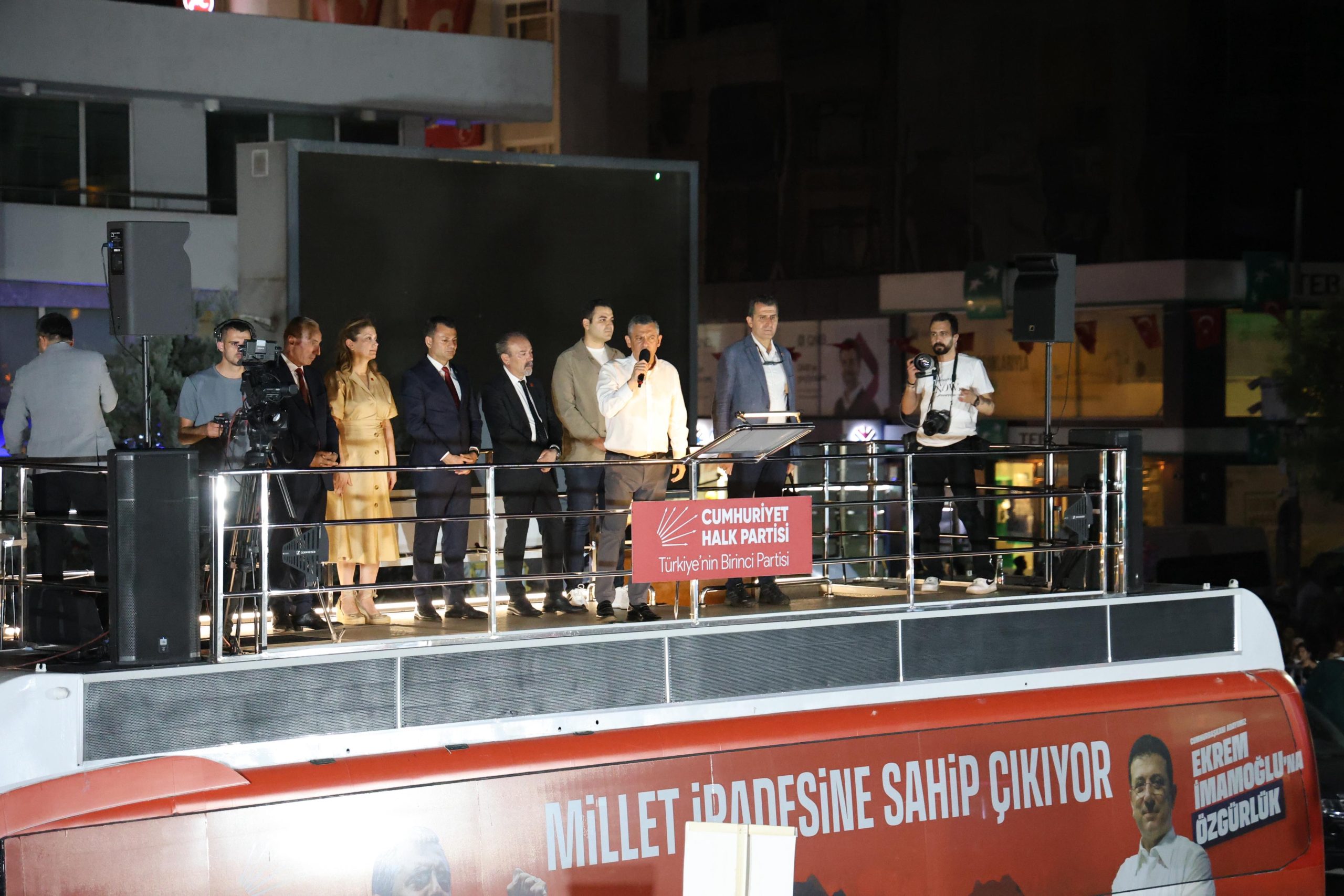 Cumhuriyet Halk Partisi (CHP) Genel Başkanı Özgür Özel, partisinin Aksaray’da