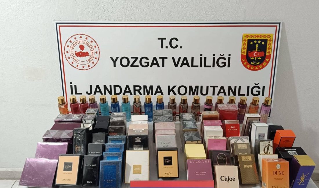 Kaçak parfümcü yakayı ele verdi Yozgat'ın Sorgun ilçesinde İl Jandarma Komutanlığı tarafından düzenlenen operasyonda 109