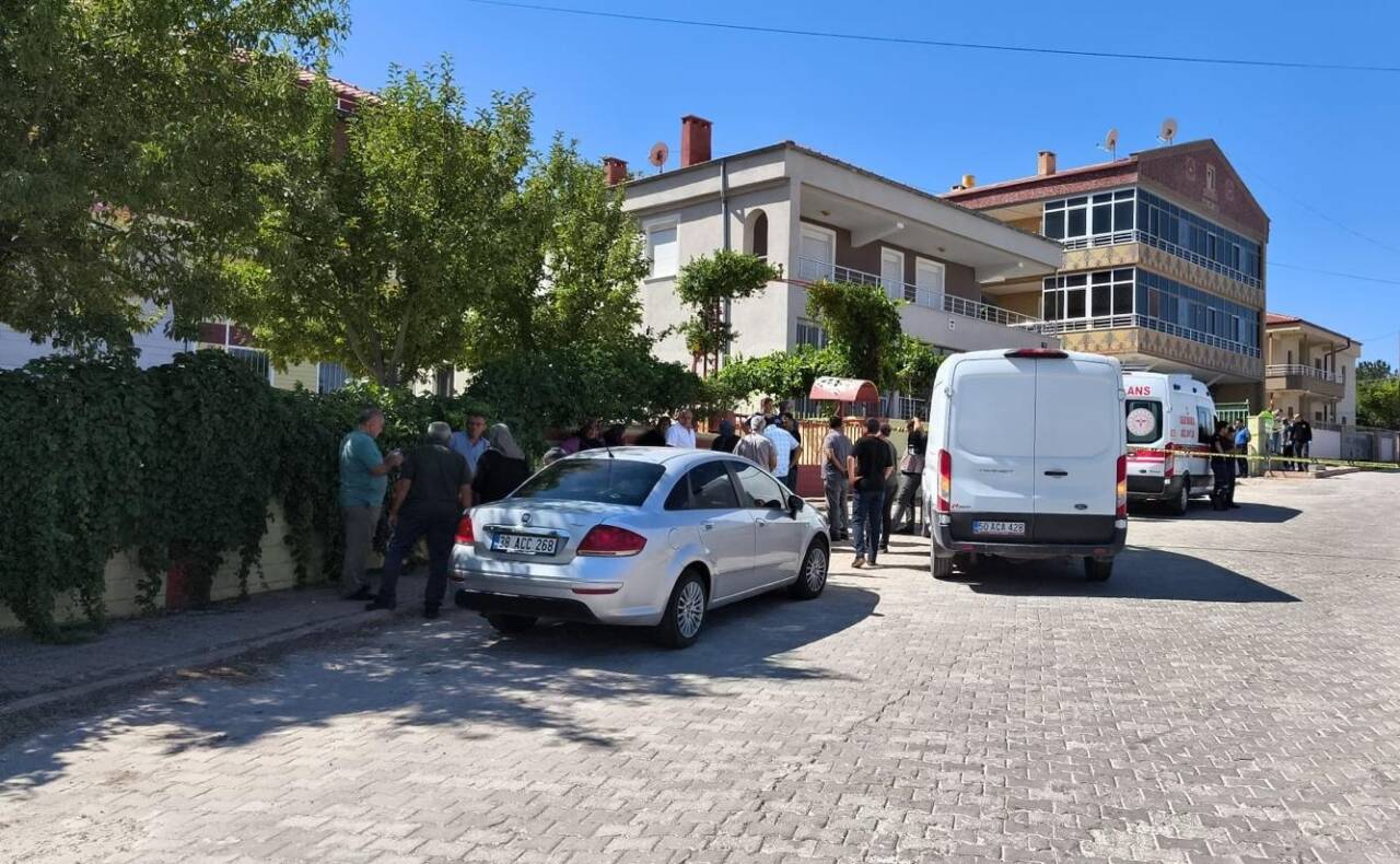 Nevşehir'in Kozaklı ilçesinde yaşanan olayda 78 yaşındaki kişi, husumetli olduğu