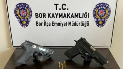 Niğde'de İlçe Emniyet Müdürlüğü  ekipleri tarafından düzenlenen operasyonda "kasten yaralama"