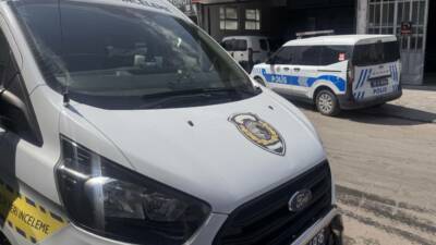 Kayseri'nin Kocasinan ilçesinde yaşanan olayda silahlı kavga çıktı. Kavgada  1