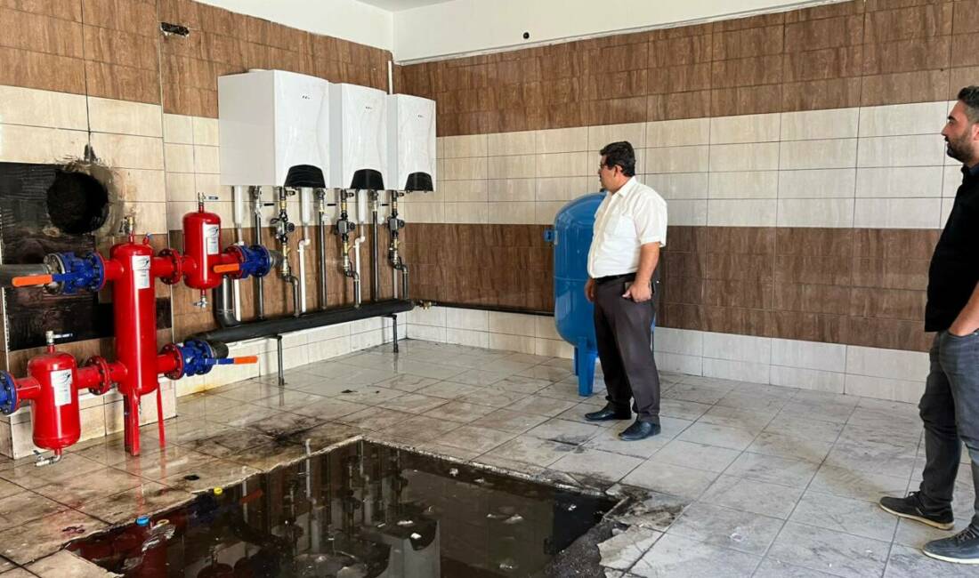 Ağaçören’de İlçe Müdürü okulları inceledi Ağaçören İlçe Milli Eğitim Müdürü Deniz Arslan, yeni eğitim-öğretim yılı