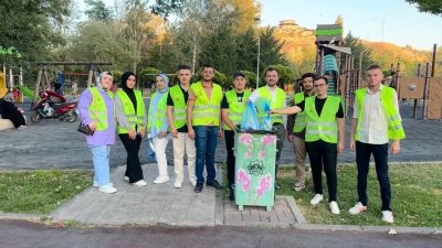 AK Parti Aksaray İl Gençlik Kolları, Kılıçaslan Parkı’nda çevre temizliği