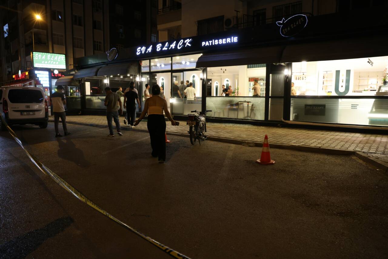 Adana’nın Kozan ilçesinde yaşanan olayda bir kafeye 3 gün arayla