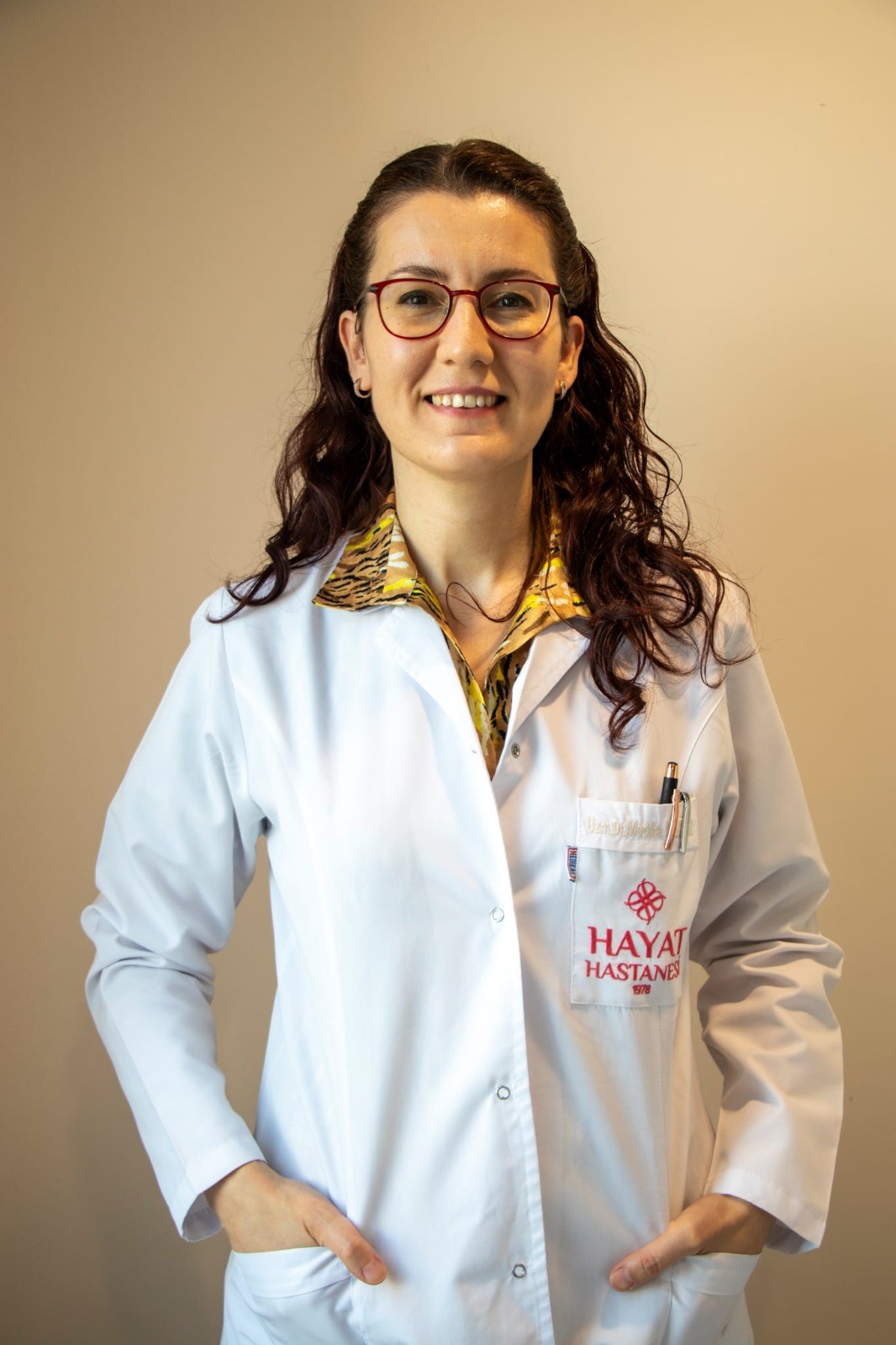Hayat Hastanesi Dermatoloji Uzmanı Dr. Mediha Yılmaz açıklamasında, cilt gençleştirme