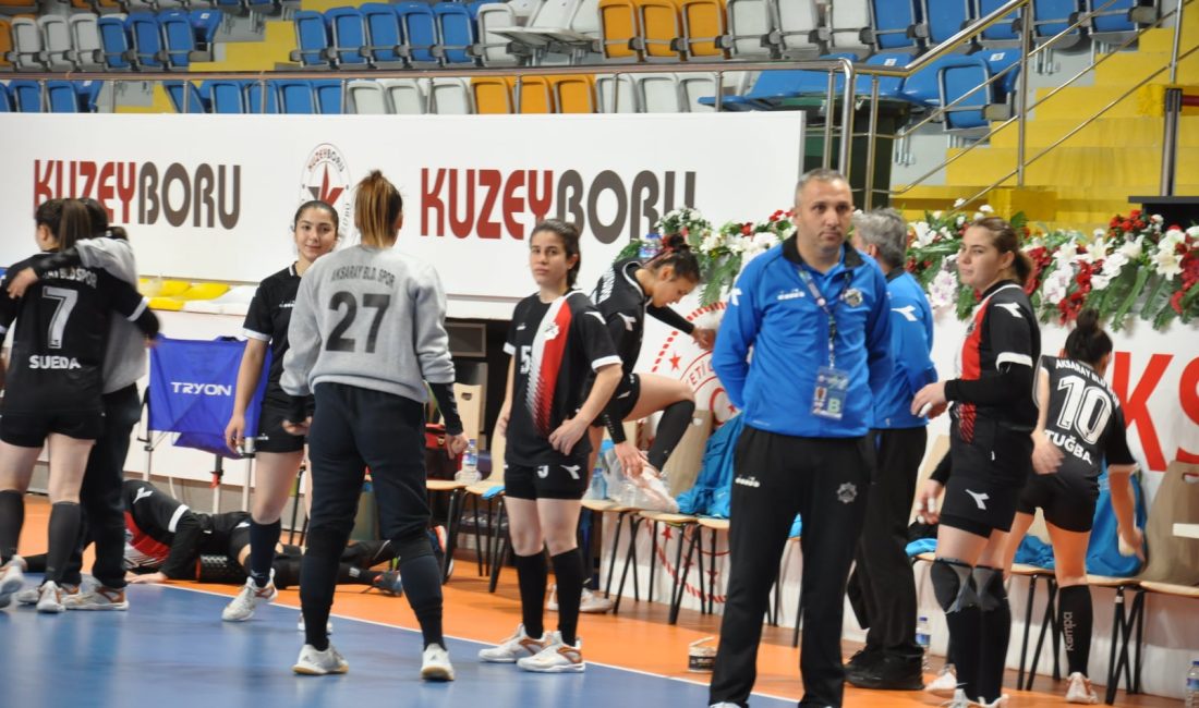 Aksaray Belediyespor Hentbol Takımı’nda yıllardır kulüpte genç sporcuların yetişmesinde rol