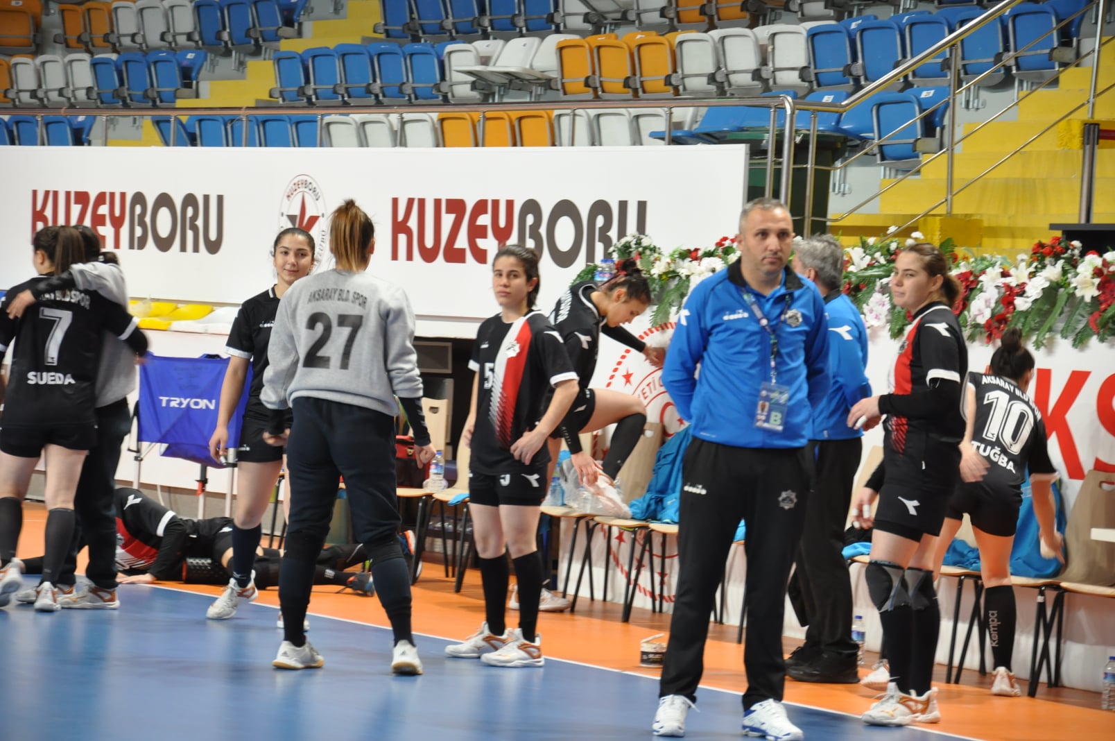 Aksaray Belediyespor Hentbol Takımı’nda yıllardır kulüpte genç sporcuların yetişmesinde rol