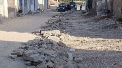 Demirci Belediyesi, kasabada yürüttüğü altyapı ve üstyapı çalışmalarına hız kesmeden