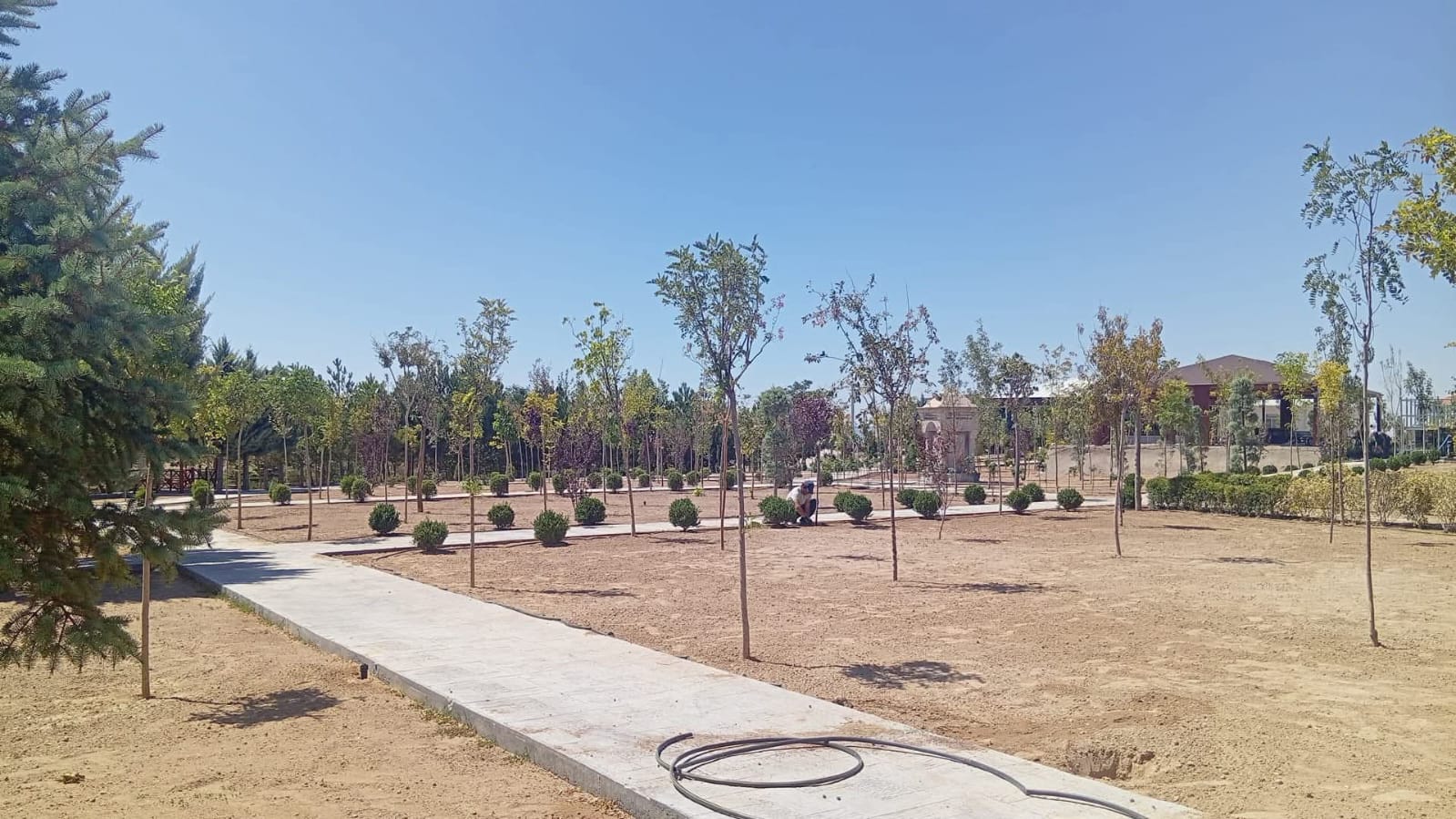 Aksaray'ın Demirci Beldesi’nde gerçekleştirilen Millet Bahçesi yapım ve çevre düzenleme