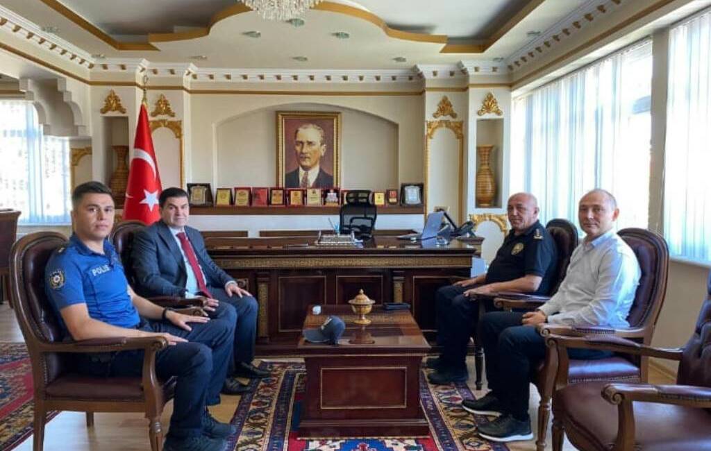 Aksaray İl Emniyet Müdürü Bekir Demir, Ortaköy Kaymakamı Ahmet Karatepe’yi