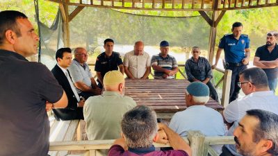 Eskil Kaymakamı Harun Uzar, Cumhuriyet Mahallesi’nde vatandaşlarla bir araya gelerek