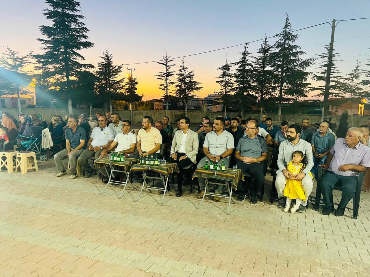 Eskil’in Kökez Köyü’nde Yaz Kur’an Kursu öğrencileri için düzenlenen yaz