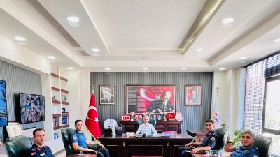 Eskil İlçe Emniyet Amiri Resul Toprak ve İlçe Jandarma Komutanı