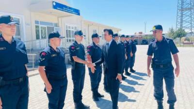 Eskil Kaymakamı Harun Uzar, Eşmekaya Jandarma Karakol Komutanlığı’nı ziyaret etti.