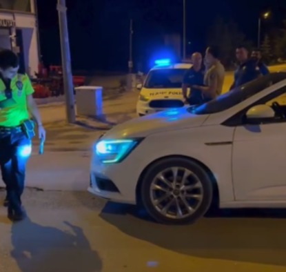 Gülağaç İlçe Emniyet Amirliği, günün her saatinde gerçekleştirdikleri uygulamalarla olası