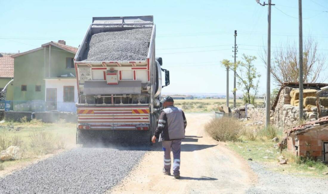 Aksaray Belediyesi ekipleri Hürriyet Mahallesi’nde , güvenli ve konforlu trafik