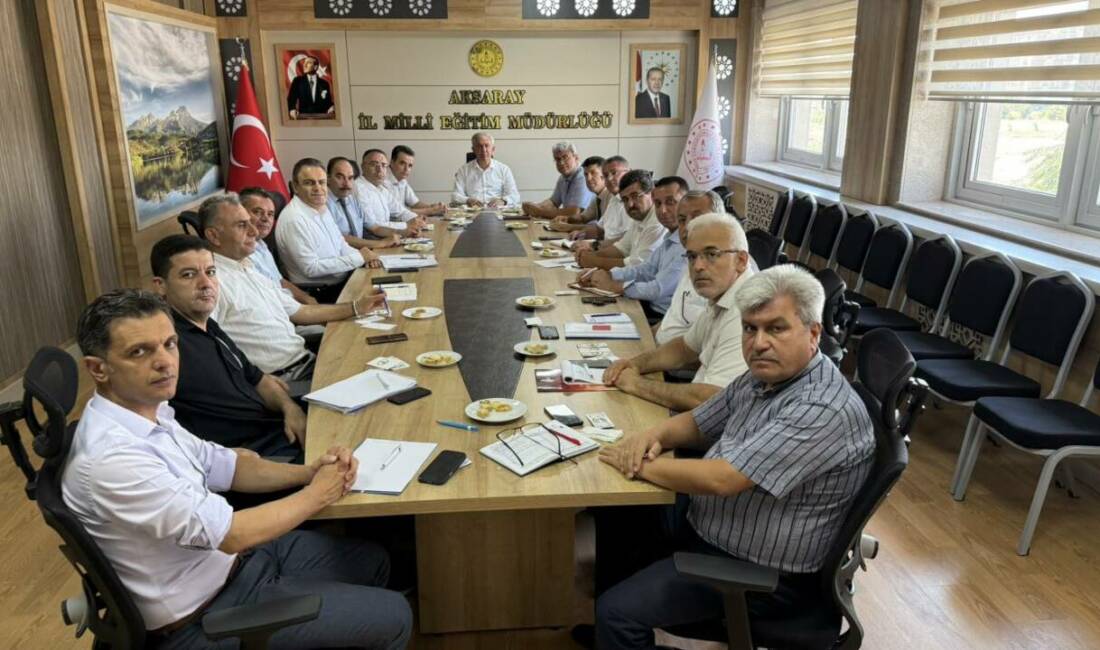 Aksaray İl Milli Eğitim Müdürü Metin Alpaslan başkanlığında ilçe milli