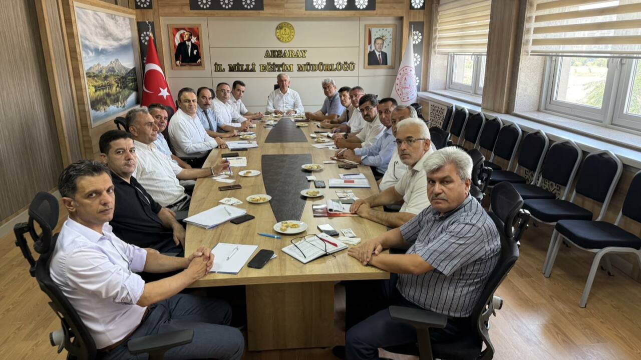 Aksaray İl Milli Eğitim Müdürü Metin Alpaslan başkanlığında ilçe milli