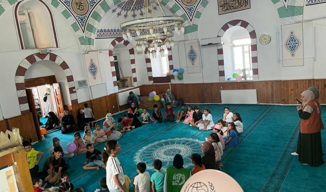 Aksaray Genç İHH, Ortaköy Genç İHH tarafından Ortaköy Merkez Camii’nde