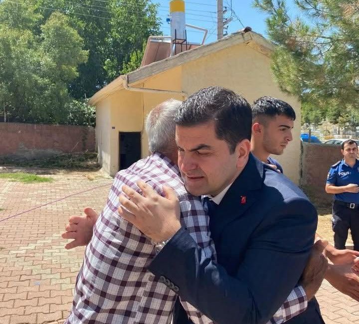Metan gazından etkilenerek şehit olan Özkan Özkanlı, şehadetinin 40. gününde
