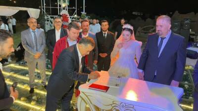 Aksaray’da Tuana aile kır bahçesinde düzenlenen düğünle Nazmi Çalışkan ve