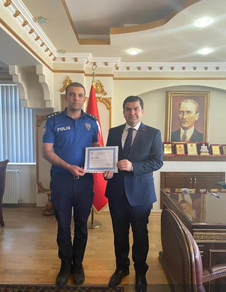 Ortaköy Kaymakamı Ahmet Karatepe, ilçede görev süresini tamamlayan İlçe Emniyet