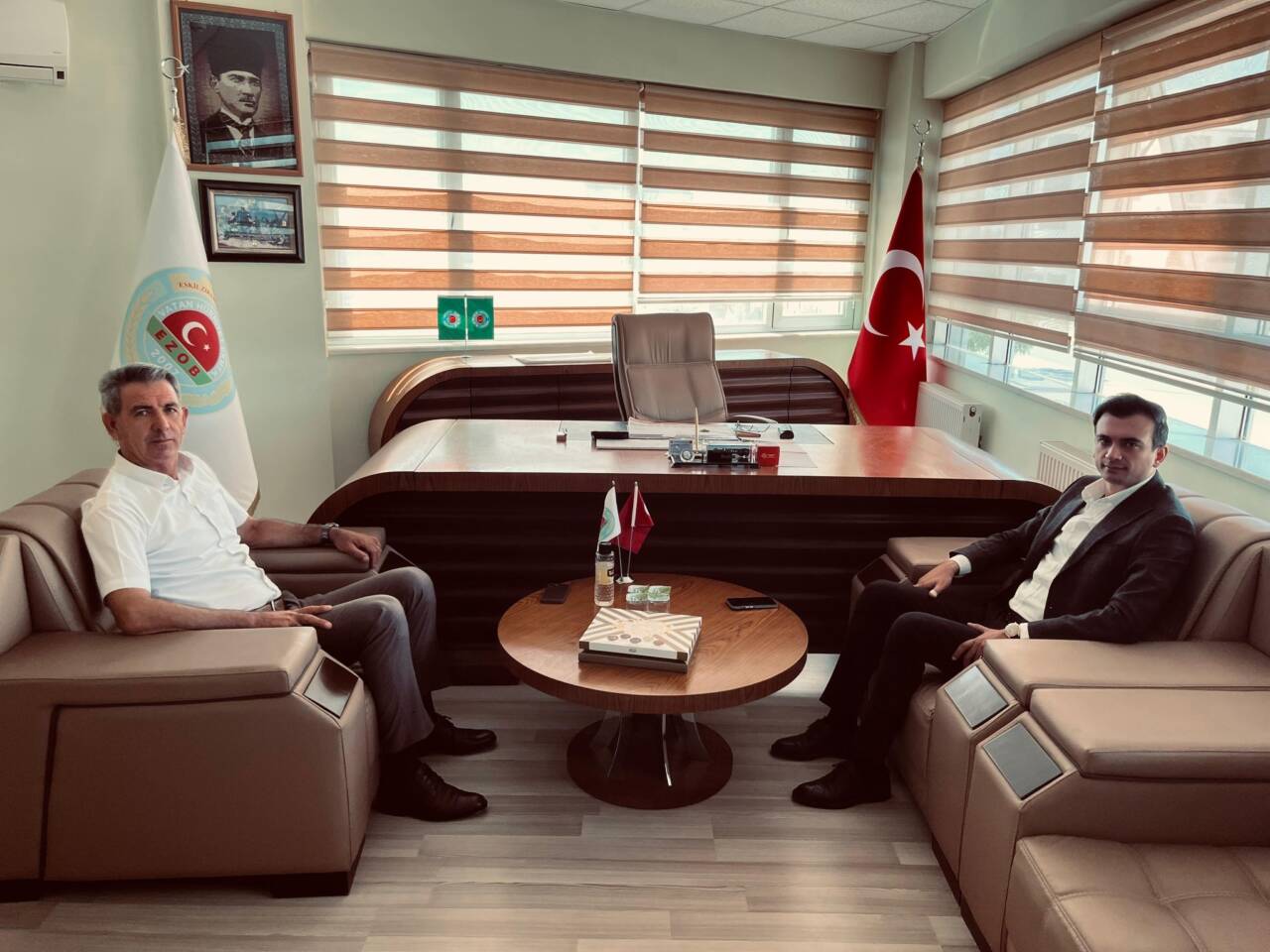 Eskil Kaymakamı Harun Uzar, ilçede yürütülen tarım faaliyetlerini yakından takip