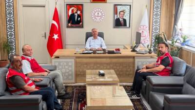 Aksaray İl Milli Eğitim Müdürü Metin Alpaslan, Kızılay Aksaray Şube