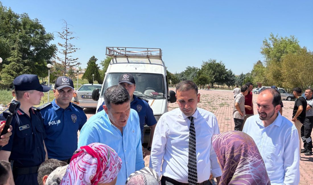 Sultanhanı İlçe Müftülüğü’nün düzenlediği Yaz Kur’an Kursu Şenliği, ilçe protokolünün