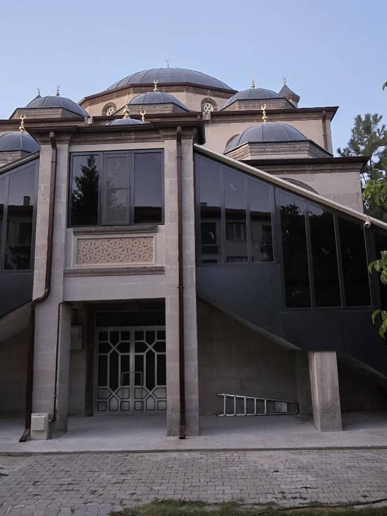 Sultanhanı İlçe Müftülüğü, Ağustos ayında ilçe genelindeki camilerde kapsamlı bakım