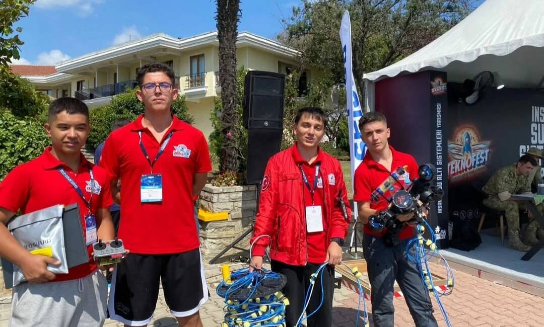 Aksaray Gençlik Merkezi gençleri, TEKNOFEST’teki başarı hikâyelerine bir yenisini daha