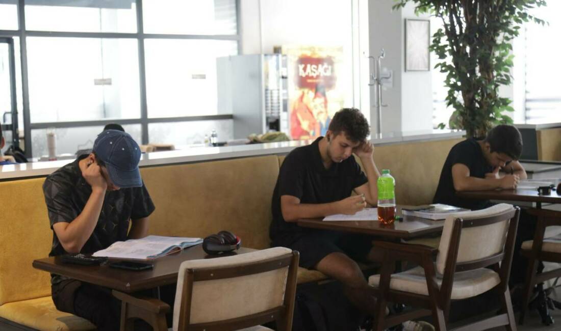 Aksaray Belediyesi’nin kültürel ve eğitim odaklı çalışmaları kapsamında hizmet veren