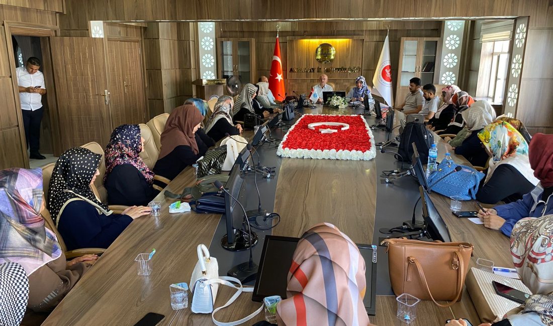 Aksaray İl Müftülüğü toplantı salonunda, Türkiye Diyanet Vakfı (TDV) Aksaray