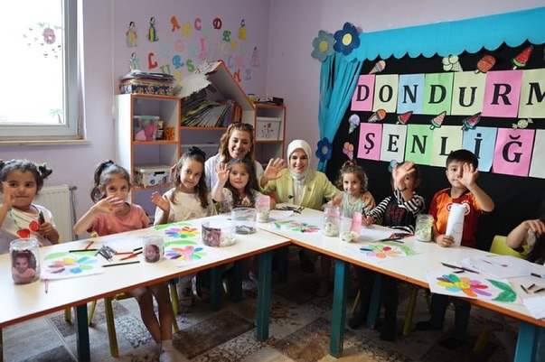 Aile ve Sosyal Hizmetler Bakanı Mahinur Özdemir Göktaş, Türkiye genelinde