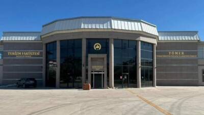 Aksaray Üniversitesi Turizm Fakültesi, yeni fakülte binası ile öğrencilere kapılarını