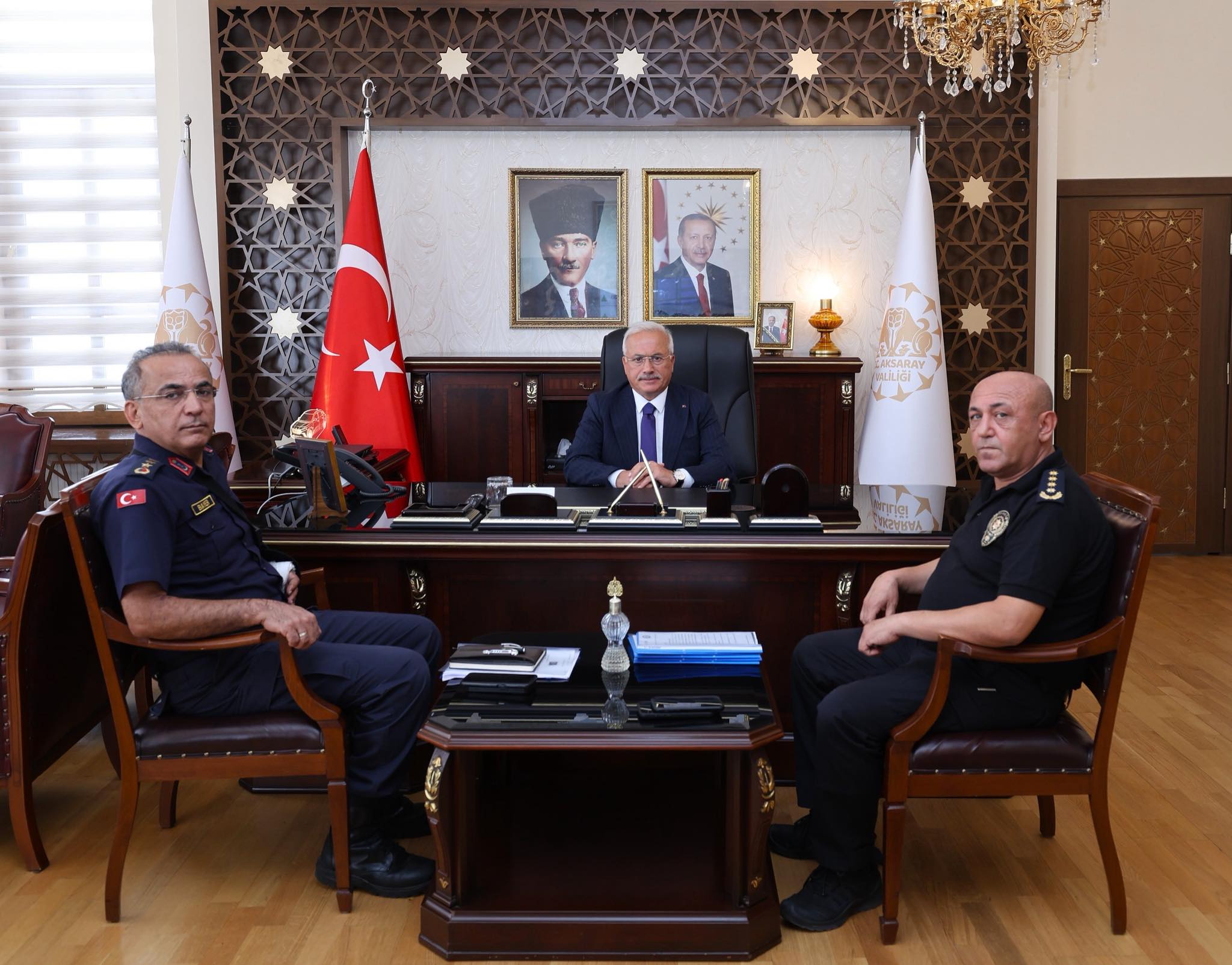 Aksaray’da İl Asayiş ve Güvenlik Toplantısı, Valilik Toplantı Salonu’nda gerçekleştirildi.