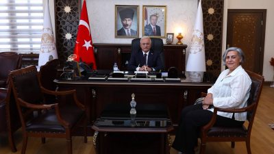 Aksaray Valisi Mehmet Ali Kumbuzoğlu, Şehit Önder Güzel’in kız