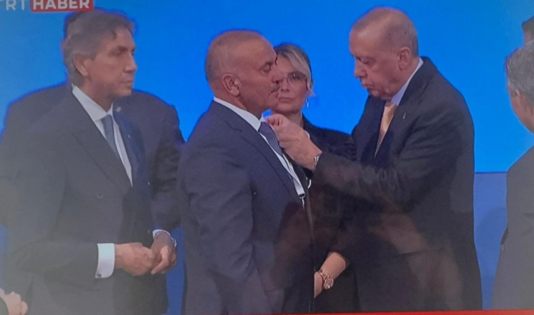 AK Parti’nin 24. kuruluş yıl dönümünde, Yeşiltepe Belediye Başkanı İsmail