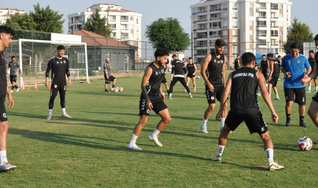 İkinci lig kırmızı Grubu’nda bu sezon mücadele edecek olan temsilcimiz