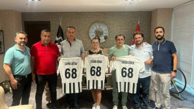 Aksarayspor yönetimi, sponsorluk desteğini sürdüren Özel İnova Hastanesi’ni ziyaret etti.