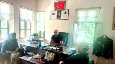 AK Parti Aksaray İl Kadın Kolları Başkanı Sultan Billur ve