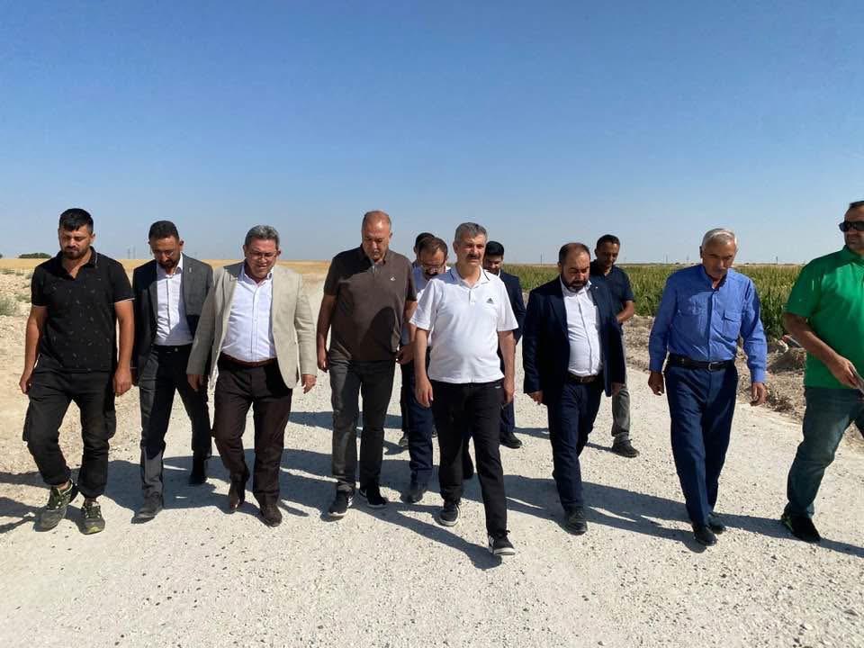 AK Parti Milletvekili Hüseyin Altınsoy, Böğet Köyü’nde muhtar ve vatandaşlarla