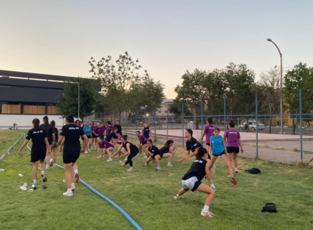 Aksaray voleyboluna önemli katkılar sağlayan Anka Spor Kulübü, yeni sezon
