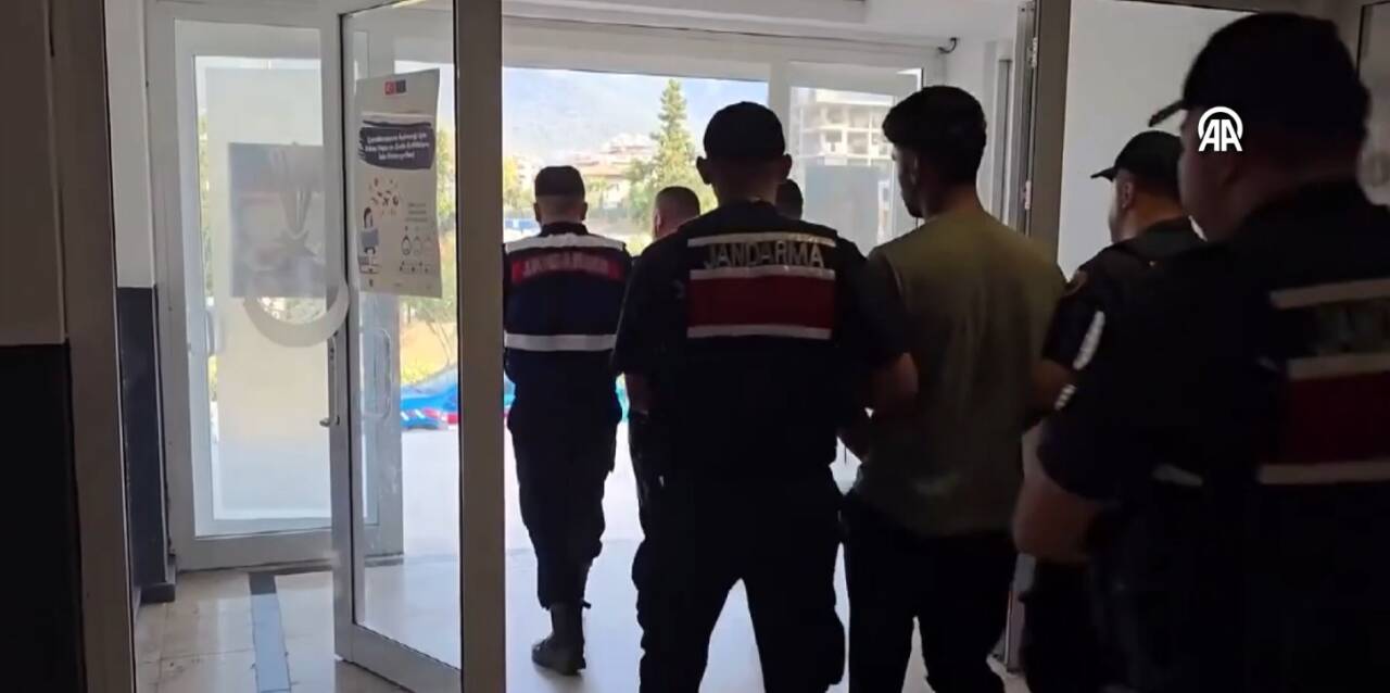 İçişleri Bakanı Ali Yerlikaya tarafından yapılan açıklamada,  5 il merkezli