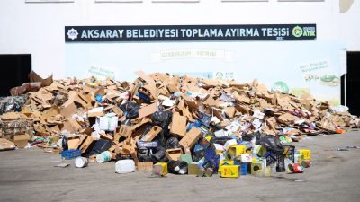 Aksaray Belediyesi, Toplama ve Ayırma Tesisi ile her gün binlerce
